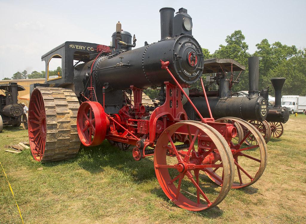 Avery 120hp undermount steam tractor A massive, Flickr