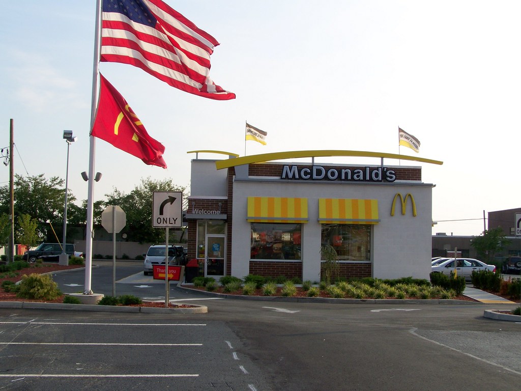 100_5002 289 Bergen Blvd,Fairview,New Jersey ncokecan Flickr