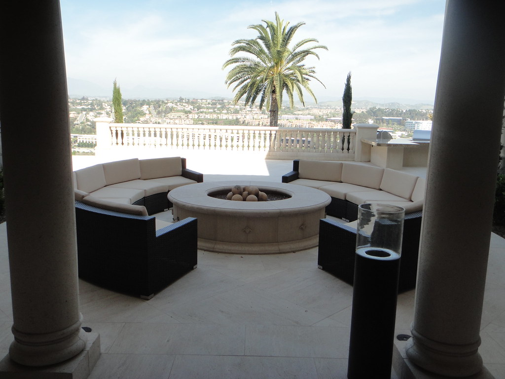 Outdoor Firepit and Circular Sectional Laguna Niguel LA Outdoor
