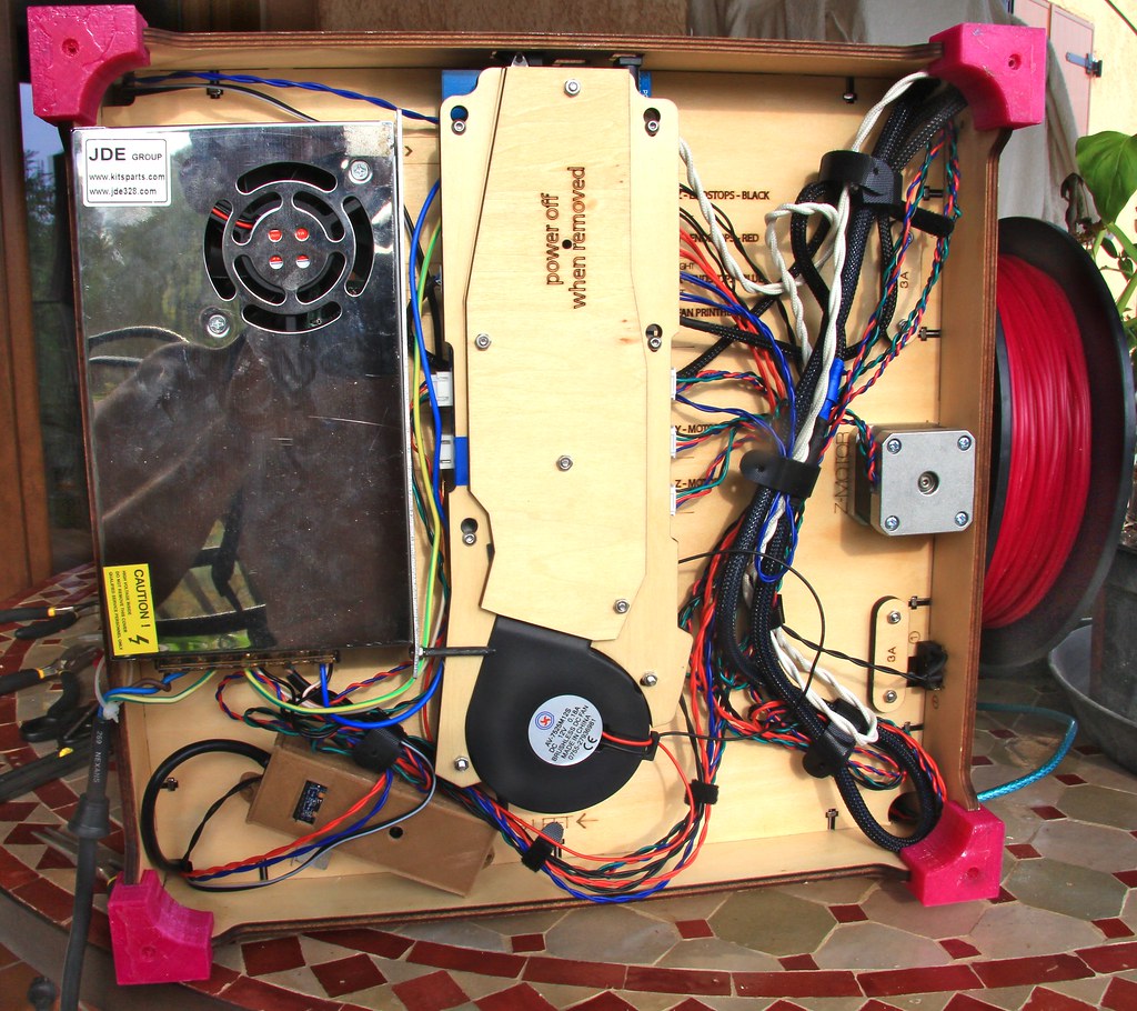 IMG_9597 The singlepower supply setup (with extended feet… Flickr