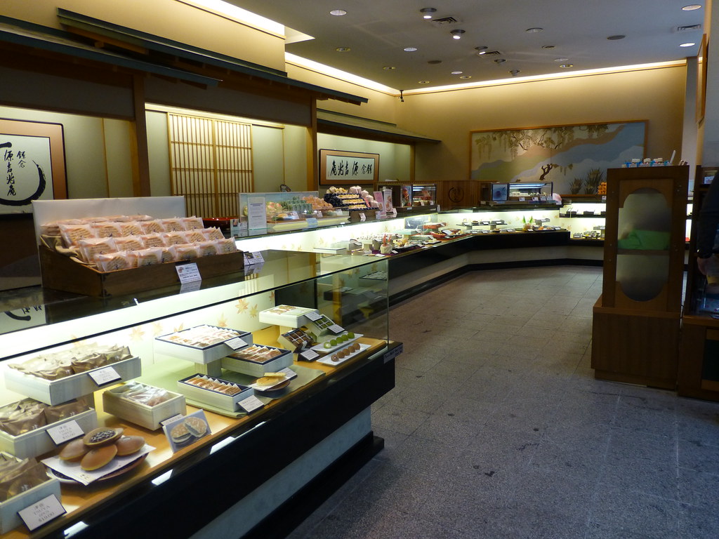 Inside Minamoto Kitchoan NYC AMAZING wagashi shop in Midto… Flickr