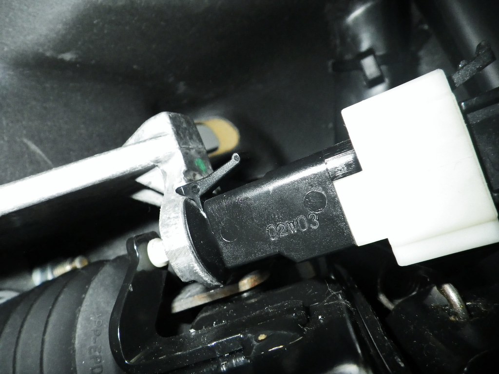 2001 E320 Brake light switch While pressing down the brake… Flickr