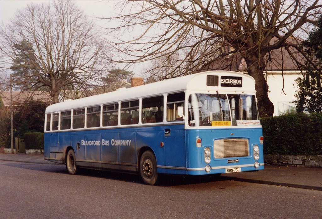 BLANDFORD BUS COMPANY, BRISTOL RE ECW,SHN 73L AT BOURNEMOU… Flickr