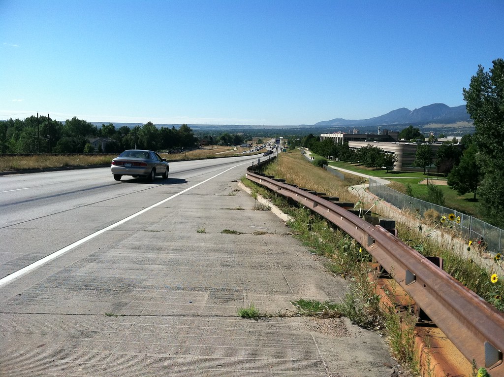 Foothills Parkway (Diagonal Highway to Valmont Road) Operational