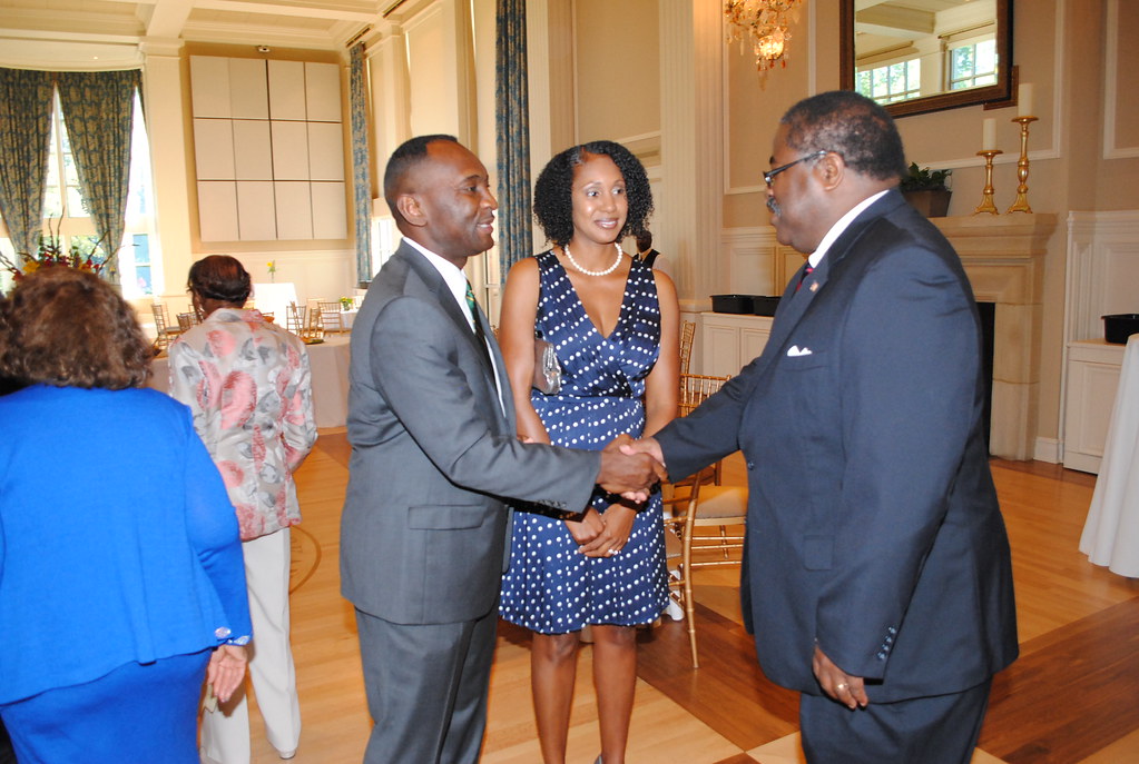 Dr. & Mrs. Moore with Helena/West Helena Mayor Arnell Will… Flickr