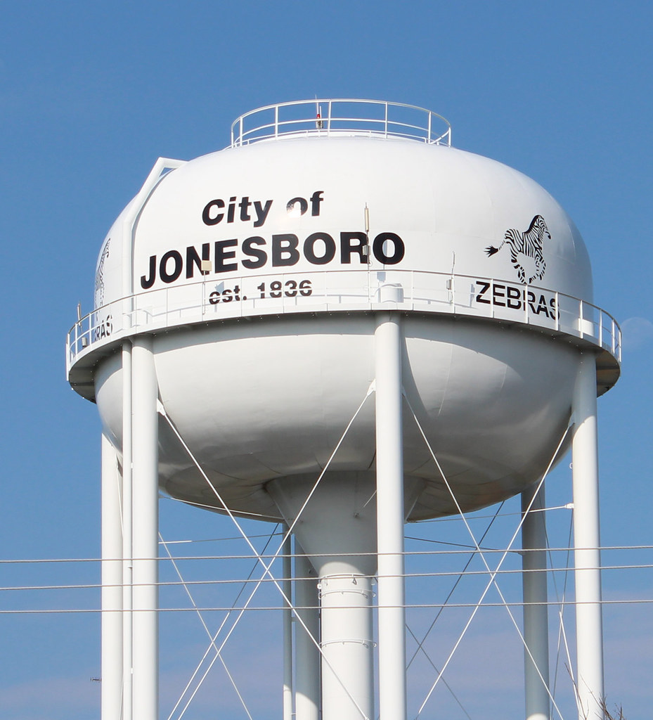 Jonesboro, Indiana water tower Oct. 2012. The zebras are i… Flickr