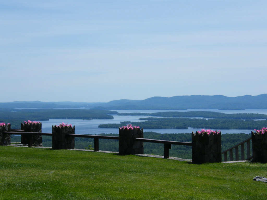 View of Lake Winnipesaukee Where Mitt Romney has his summe… Flickr