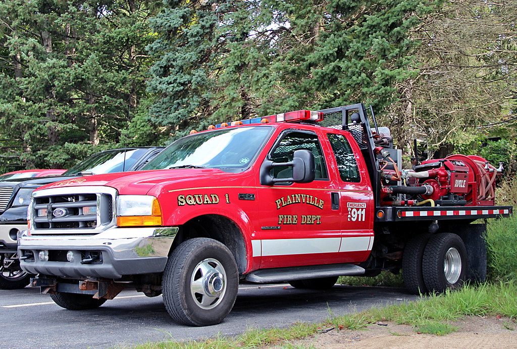 Plainville Squad 1 Plainville, Massachusetts Fire Departme… Robert