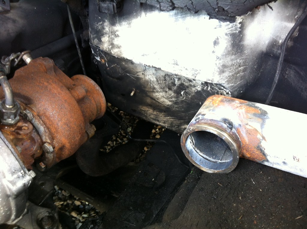 Fitting the exhaust & bulkhead cutting Fiachna92 Flickr