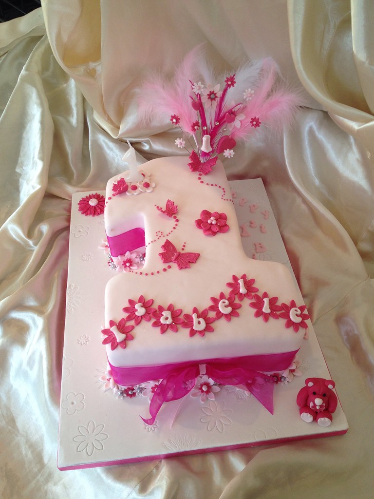 Baby girls 1st birthday cake Karen Kavanagh Flickr