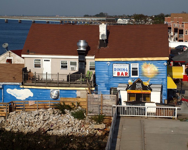 Thai Rock Dining and Bar on Jamaica Bay, Rockaway, Queens, New York