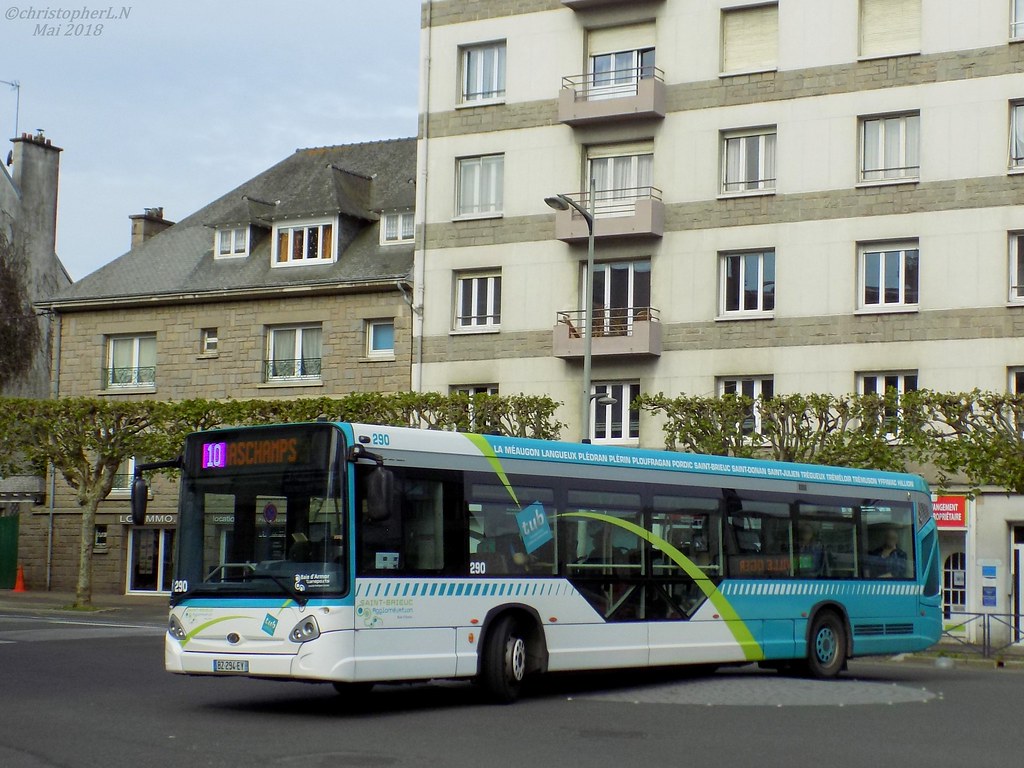 Heuliez GX 327 n°290 Saint Brieuc (Réseau TUB Ligne 10