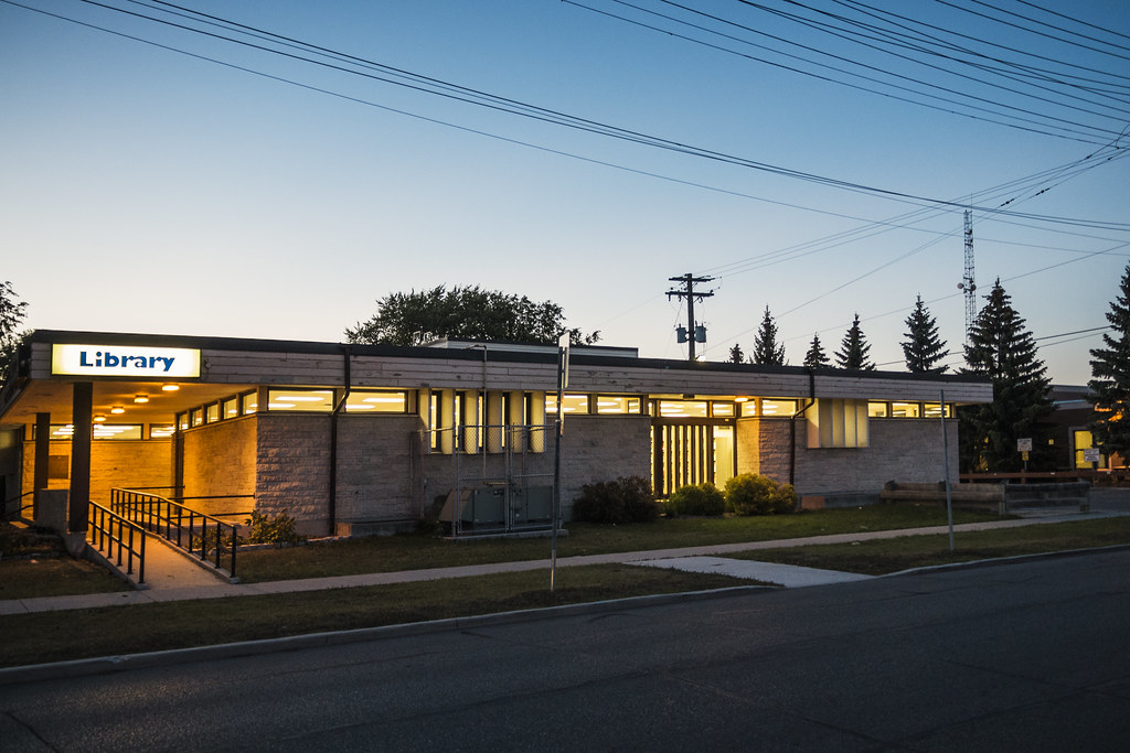 West Kildonan Public Library Jefferson Avenue, Winnipeg, M… Flickr