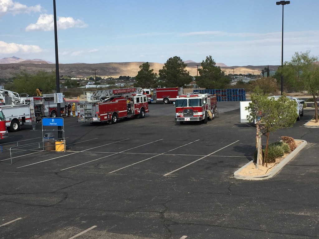 Barstow CA Walmart fire Joshua De vault Flickr