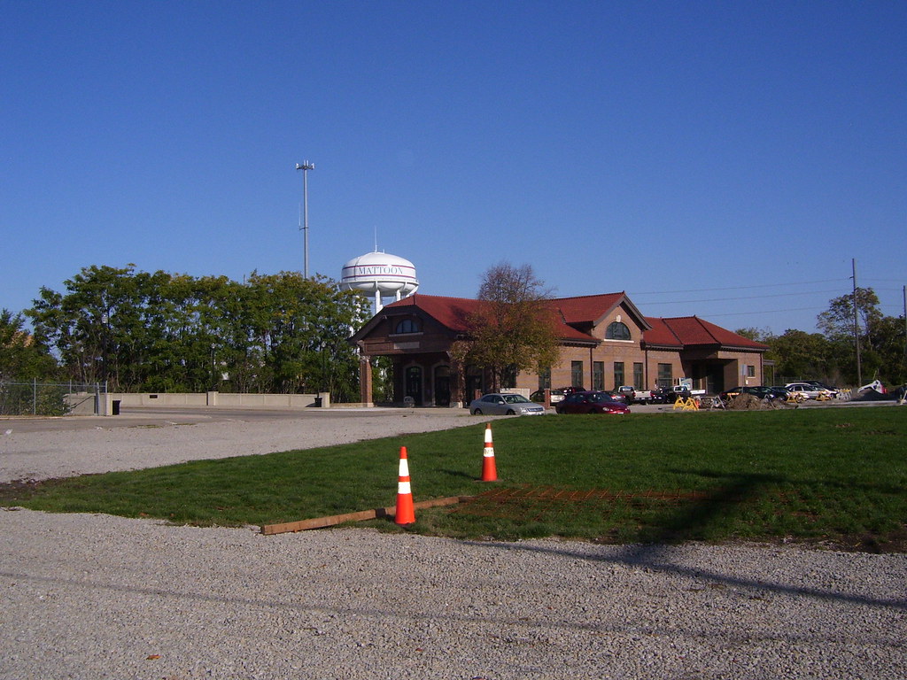 Mattoon IL Mattoon Depot & Water Tower Karas Hall Flickr
