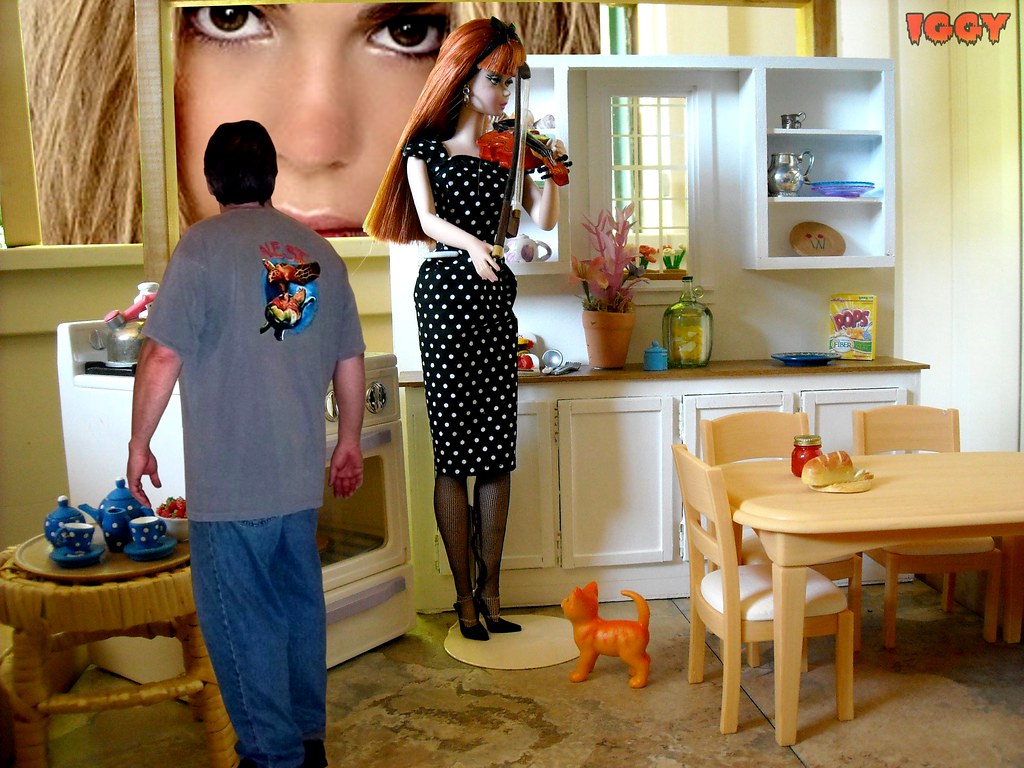 Life in a Dollhouse They liked to look at me. Some did mor… Flickr