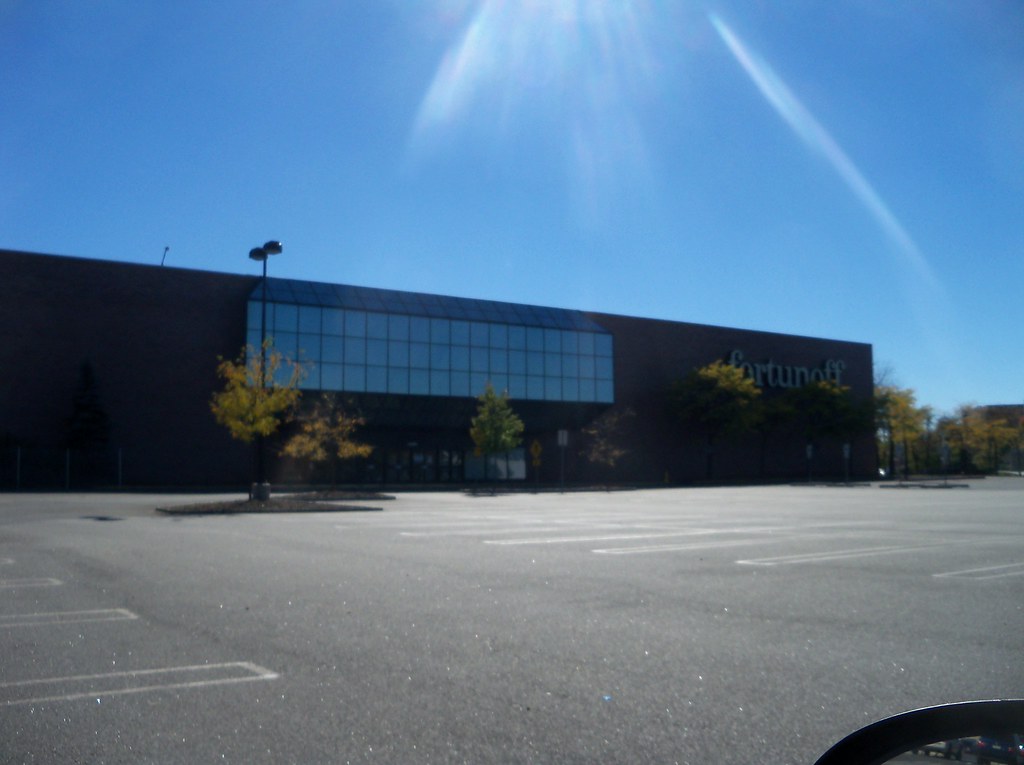 S. Klein/ Korvette's/ Fortunoff Wayne, NJ Wayne Towne Ce… Flickr