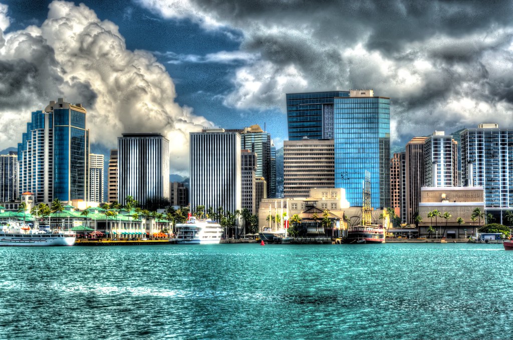 Downtown Honolulu HECO Power Plant Floyd Manzano Flickr