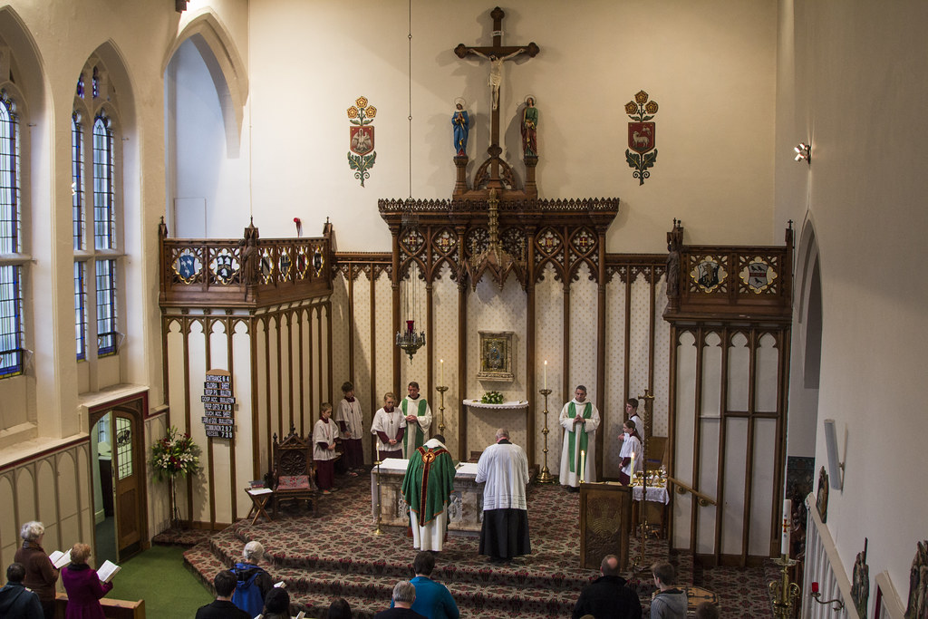 Holy Mass in St Cuthbert's St Cuthbert's Catholic church i… Flickr