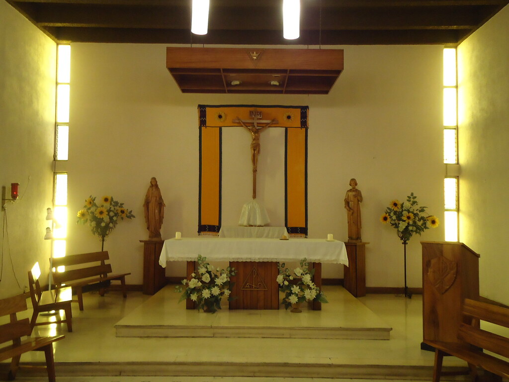 Maryknoll House, Guatemala City Pablo Migone Flickr