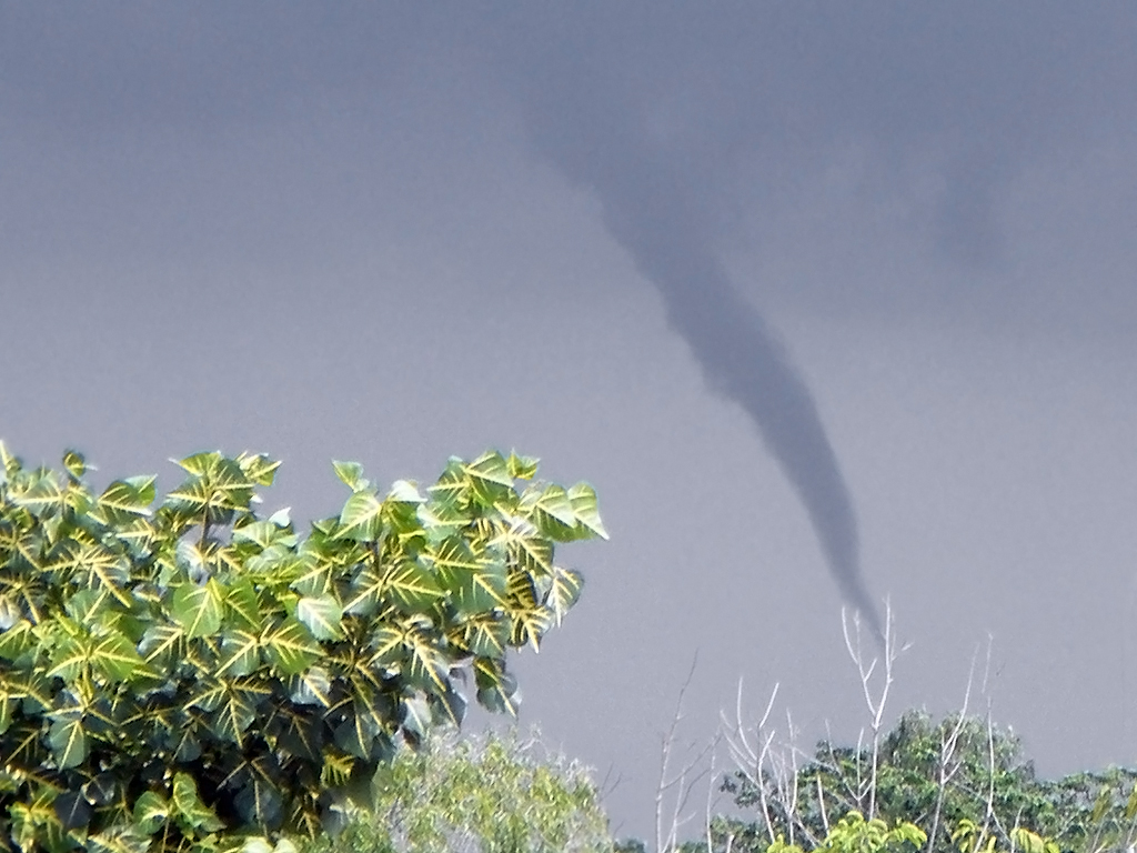 Funnel cloud A most unusual sight in Bangkok photographe… Flickr