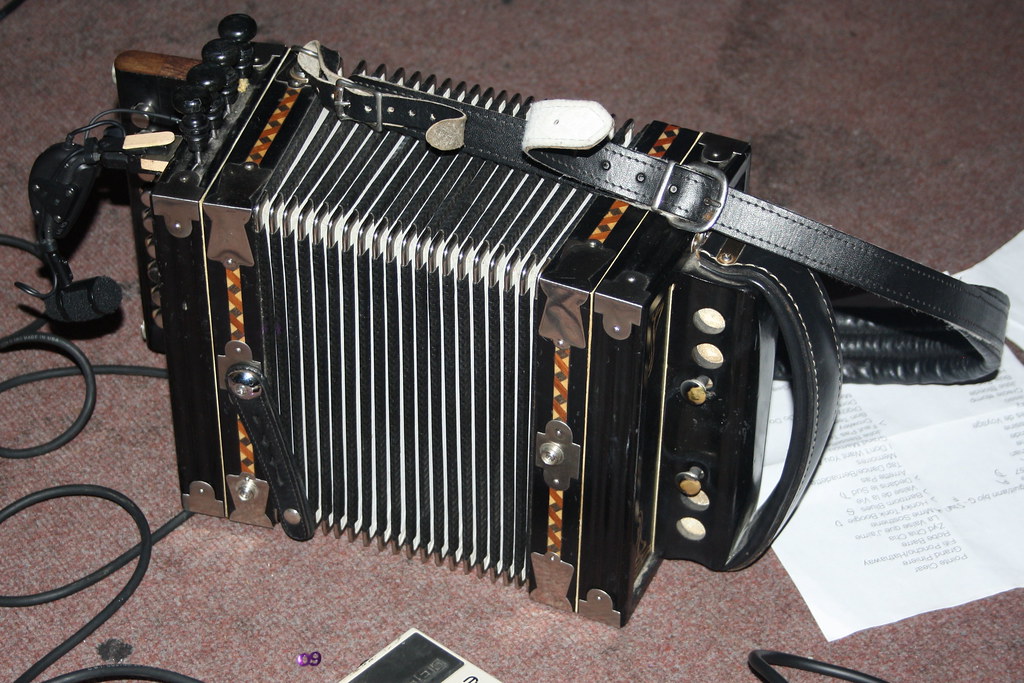 Accordions, Concertinas, etc. [Free Reed Instruments] 40 … Flickr