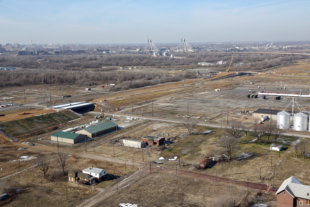 mm_8573 Aerial construction photos on the new Mississippi … Flickr