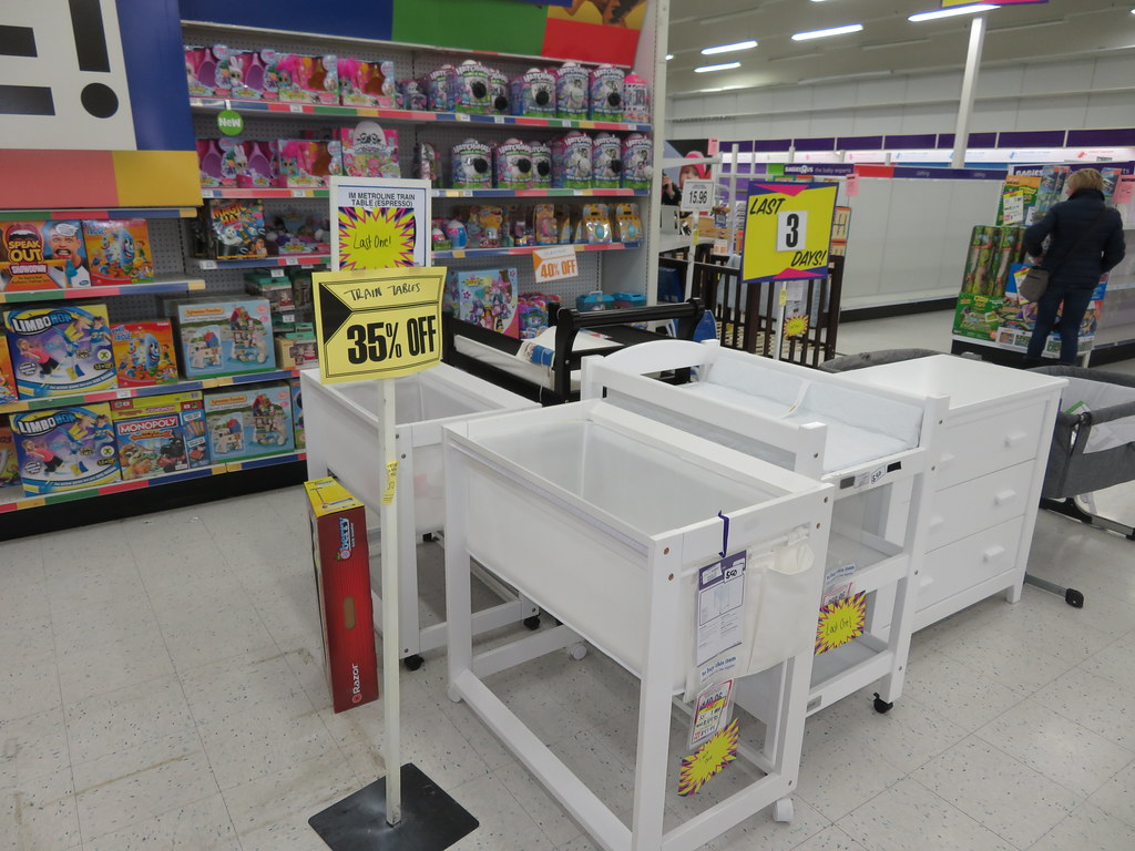Toys R Us Noarlunga Closing Down Toys R Us store in Noarlu… Flickr