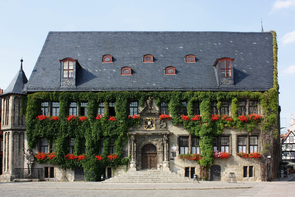 Rathaus & Roland (City Hall & Roland statue) Some more inf… Flickr