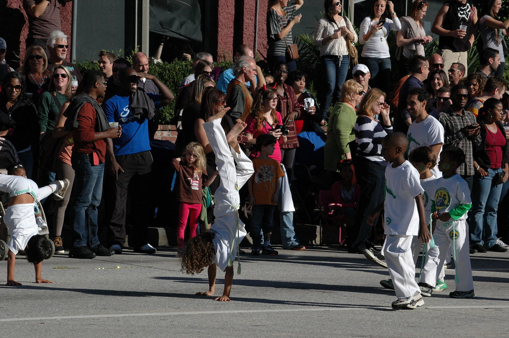 Little 5 Halloween Parade 2012 071 Capoeira Kids Zfotos Flickr