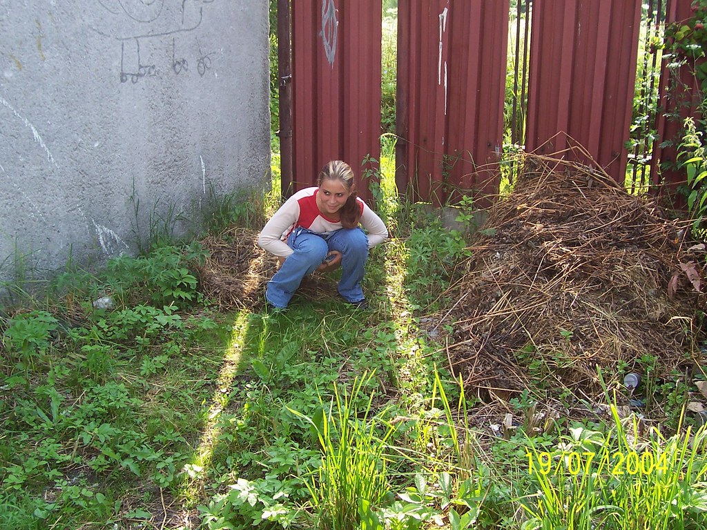 Girl Peeing Outside Telegraph