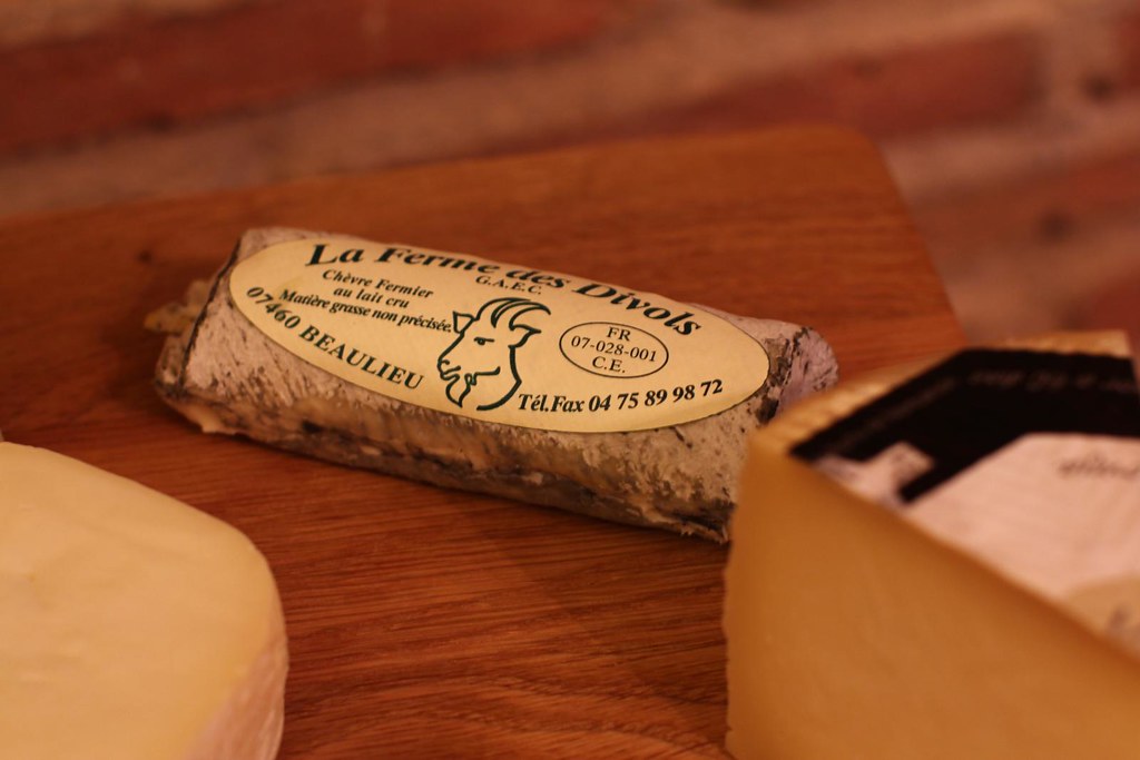 Queso Saint Maure Cendre Club del Queso Mumumío del mes de… Flickr