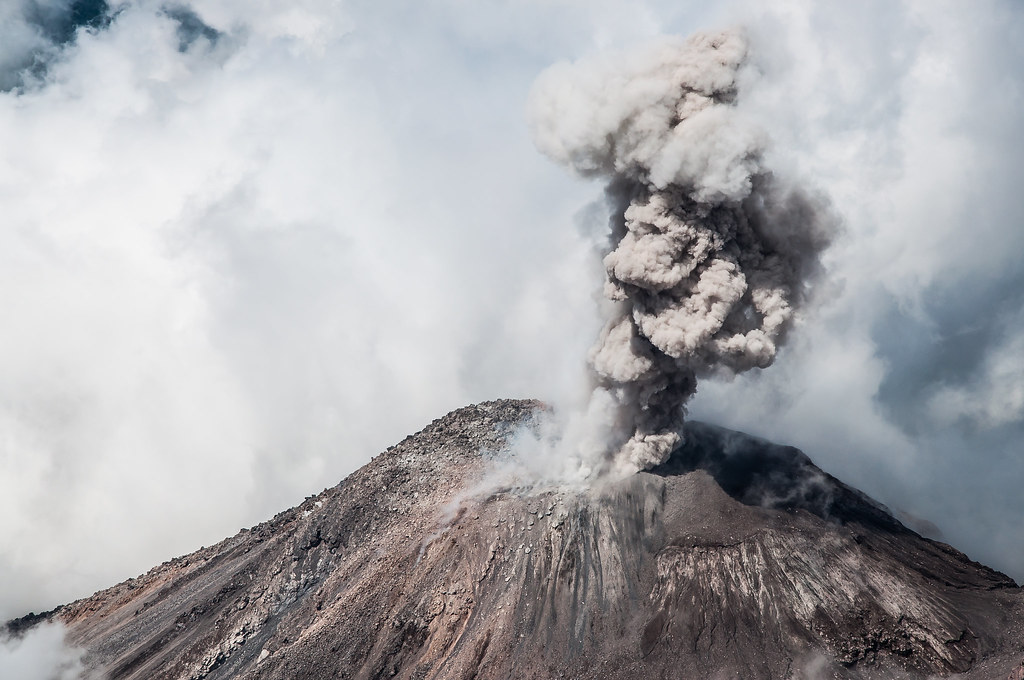guatemala_quetzaltenango_santa_maria_vulcan mirco_marcozzi Flickr