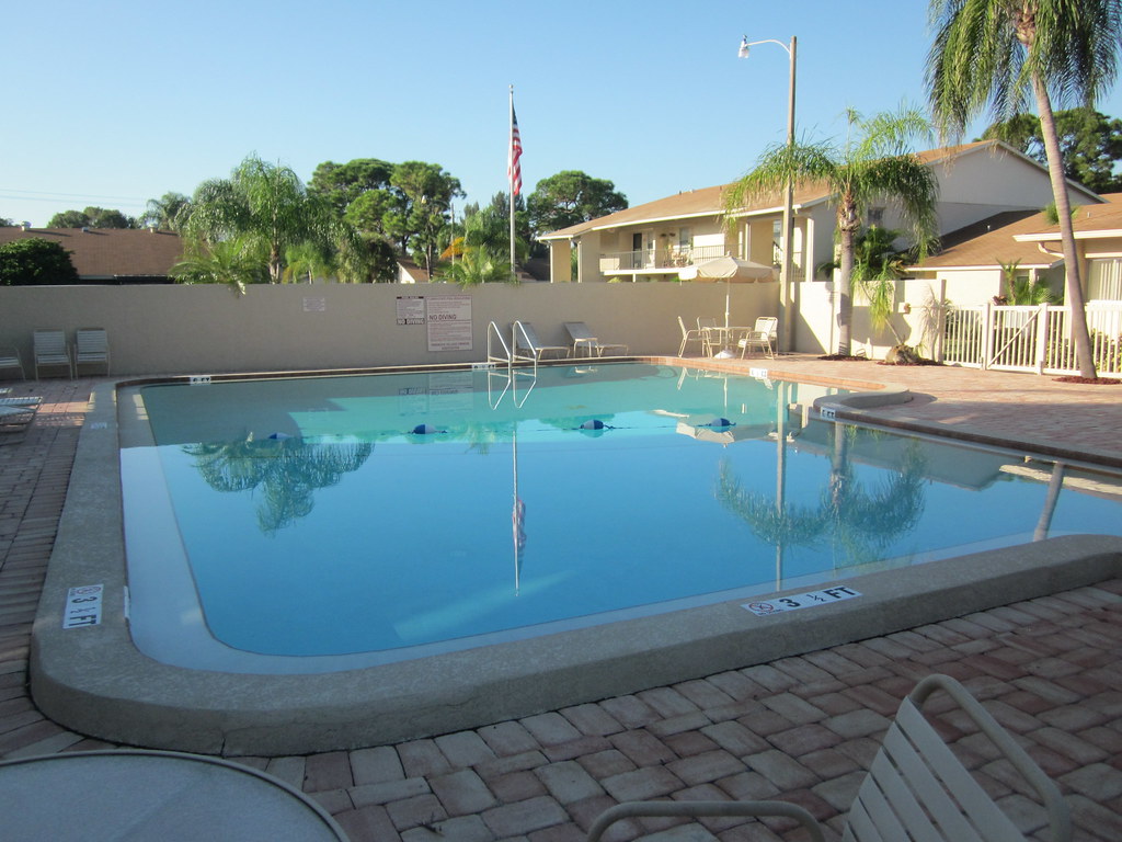 Pinewood Community Pool iamjohnyoder Flickr