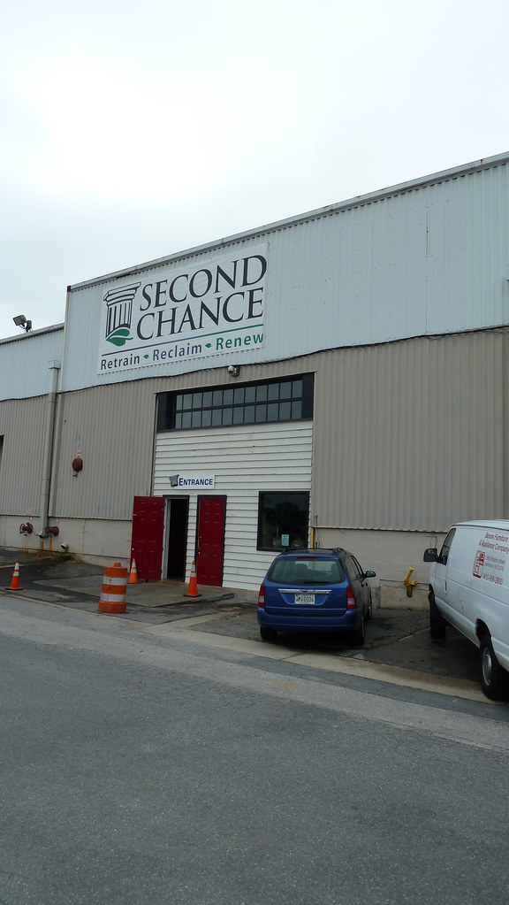 Second Chance Architectural Salvage Warehouse A.Currell Flickr