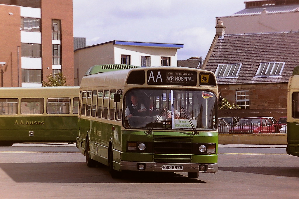 AA BUSES FSD687V Ayr bus station 28/8/95 Flickr
