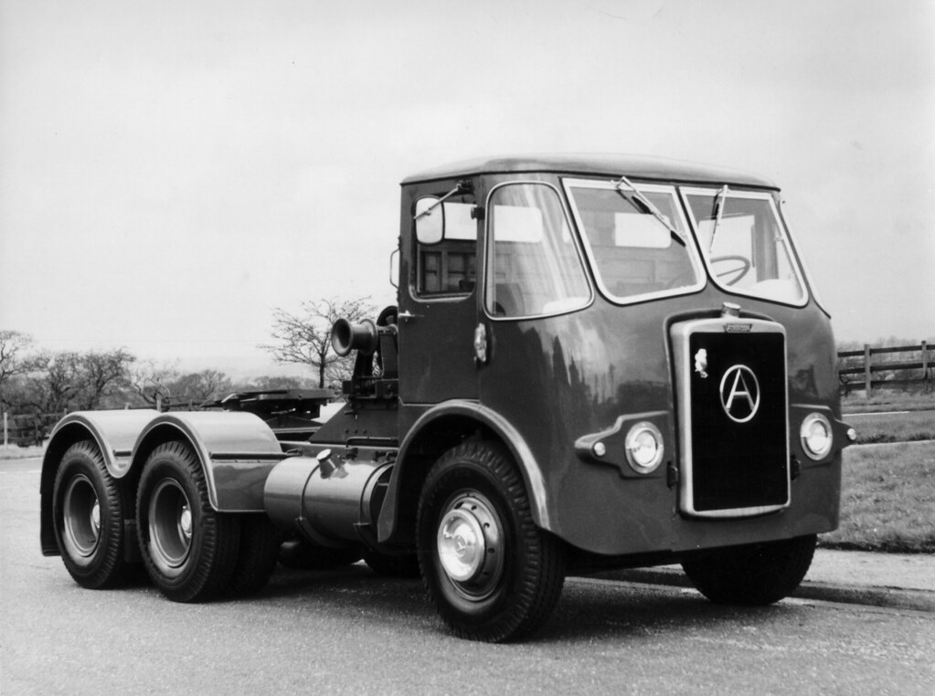 LHD tractor No info to hand for this one..... yet! Gardner 8LXB