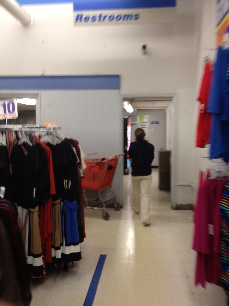 Masons (now Roses) Lumberton, NC Mike Kalasnik Flickr