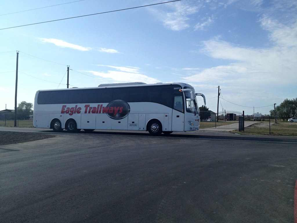 Eagle Trailways 56074 BCI F1 Shuttle Austin,TX. Flickr