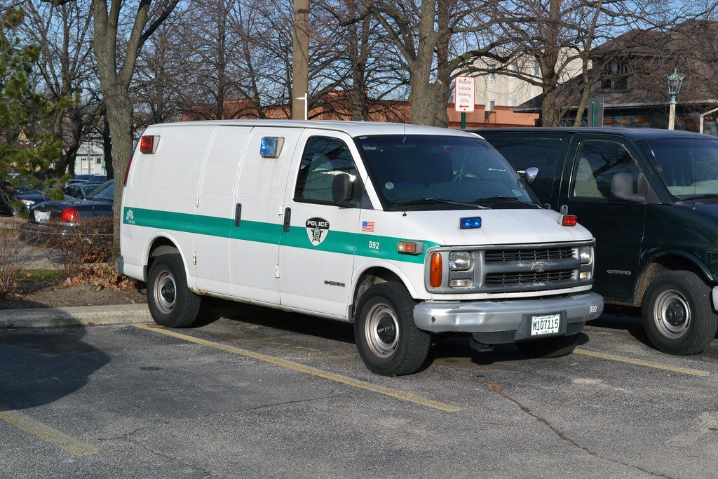 Oak Park Police 592 mbernero Flickr