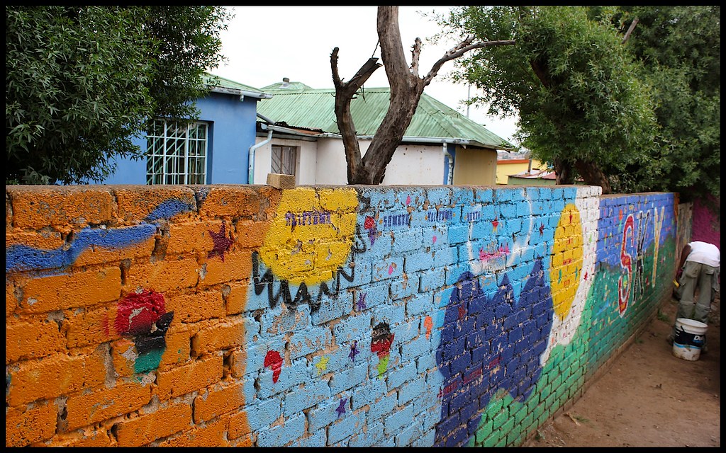 Colourful mural Soweto, Johannesburg. Gauteng, South Afric… Flickr