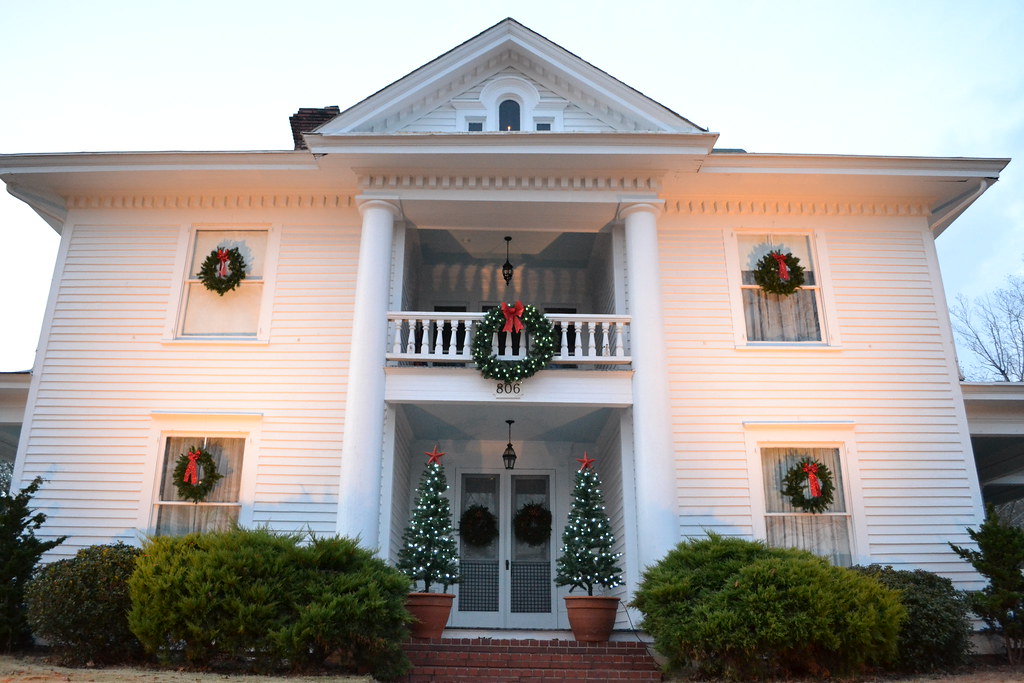 Ms. Lucy Dial House, Laurens, SC Christmas 2012 logandoolittle Flickr