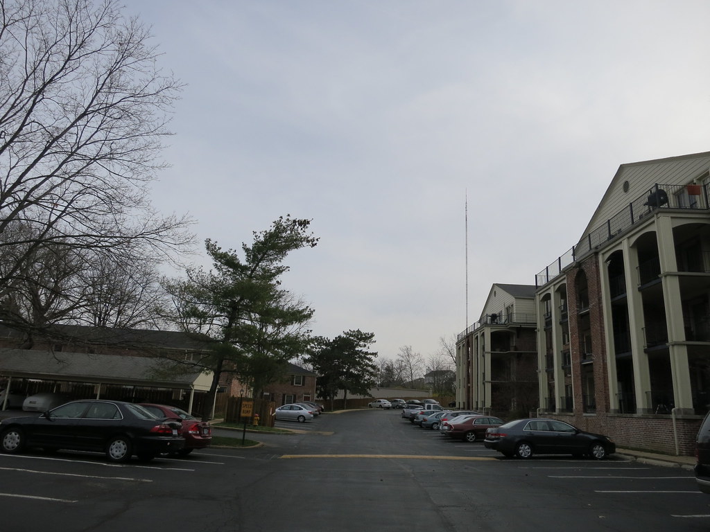 Apartments in Shrewsbury, MO (8) Paul Sableman Flickr