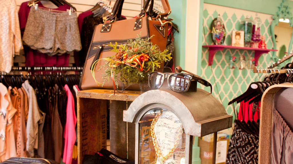 Traveling Chic Boutique Greenville, SC The Local Parrot Flickr