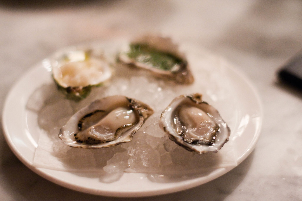 John Dory Oyster Bar Kusshi oysters, 3 each. rosidae Flickr