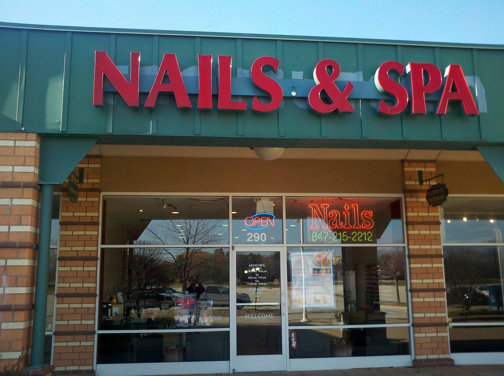 Nails & Spa Buffalo Grove Town Center shopping center Co… Flickr