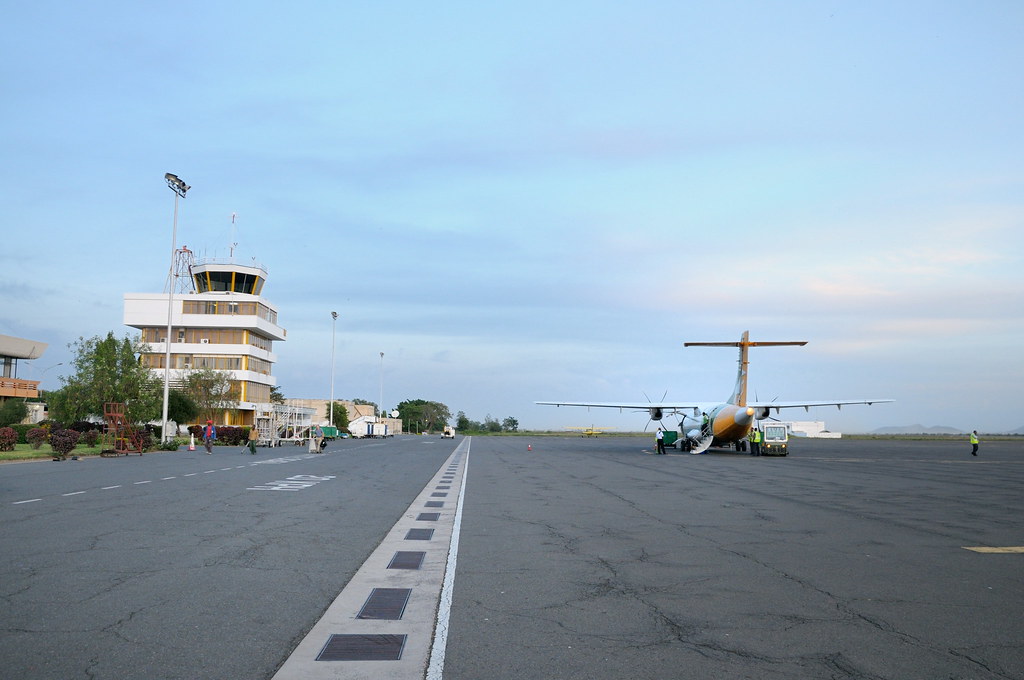 Plane from flight to Arusha Tanzania at Kilamanjaro airpor… Flickr