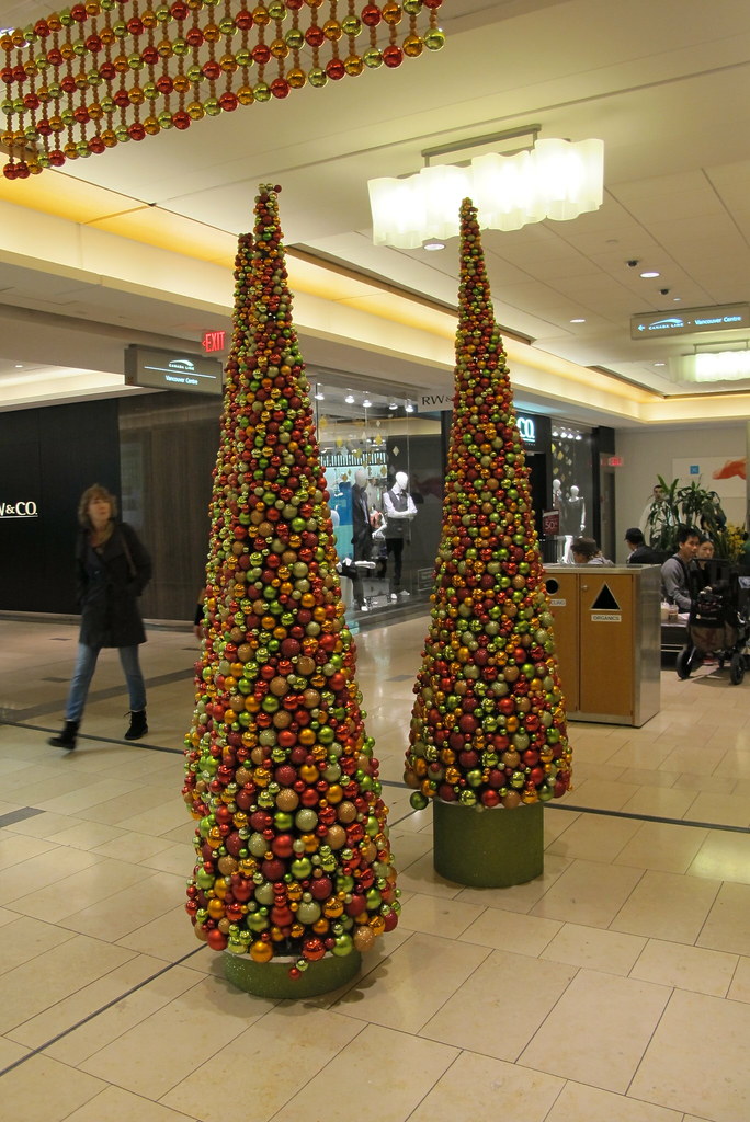 ShedFree Christmas Tree A nice and colourful alternative … Flickr