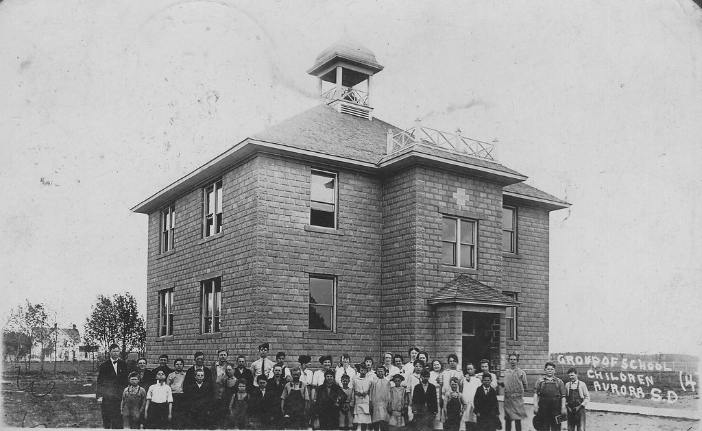 16 Aurora SD school SharonTMSI Flickr