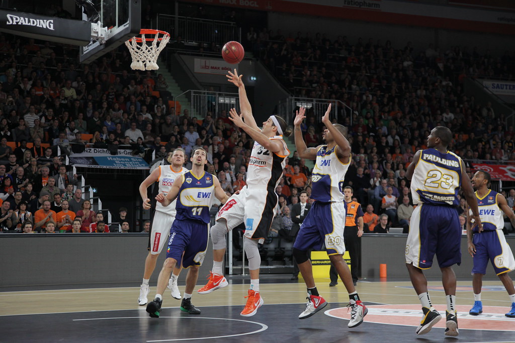 9. Spieltag ratiopharm ulm EWE Baskets Oldenburg (2012/1… Flickr